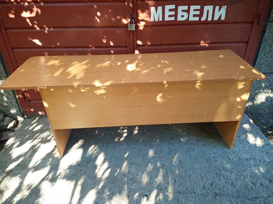 Промоция Бюро с шкаф и чекмедже много запазено