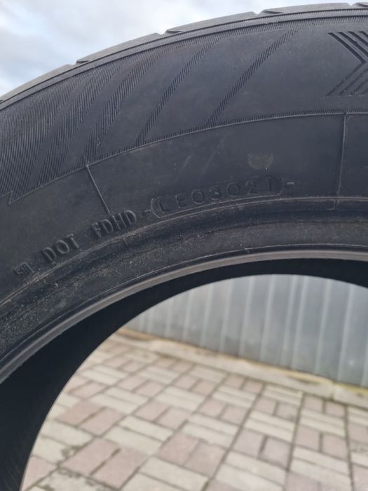 Se vinde cauciucuri 225/60R18