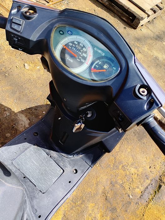 Продам обмен скутер