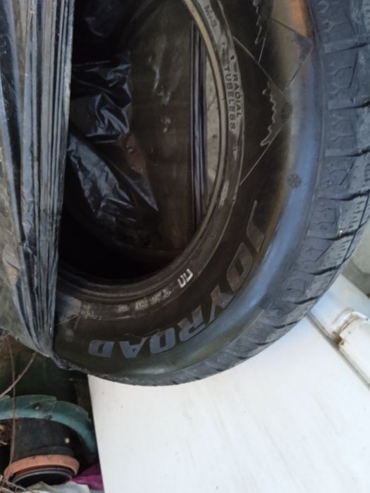 Продам шины зимние 265/65/17