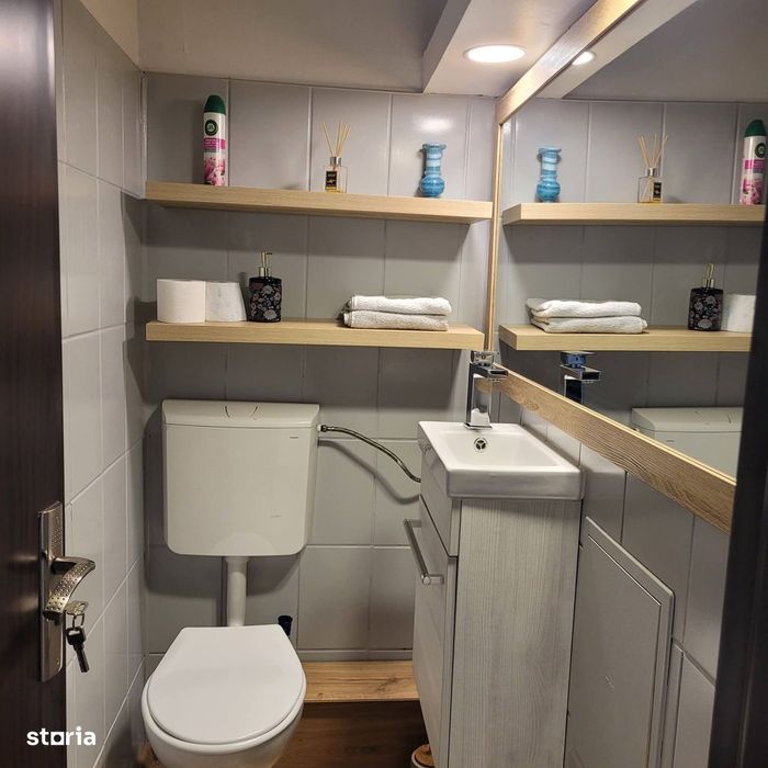 Apartament 3 Camere Decomandat