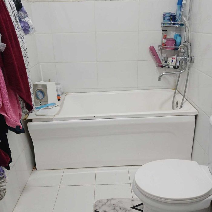 Продаётся 2 дома на 1 участке