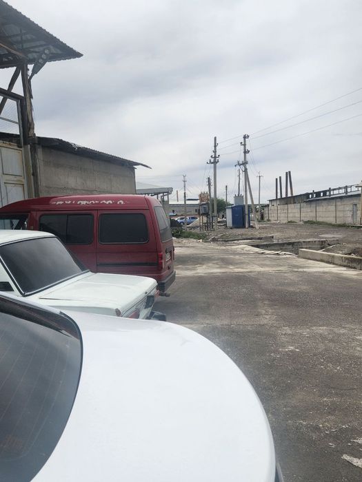 Ишлаб чиқариш учун қулай жой сотилади