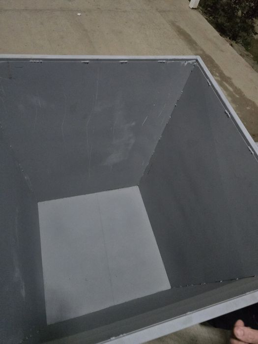 Мусорные контейнер