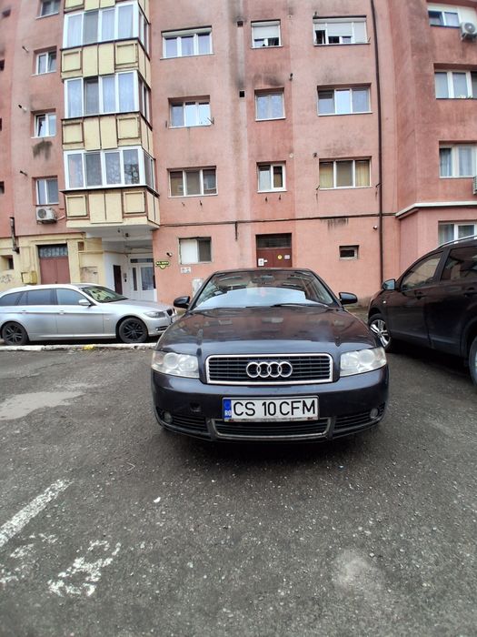 Audi a4 b6  1.6benzină