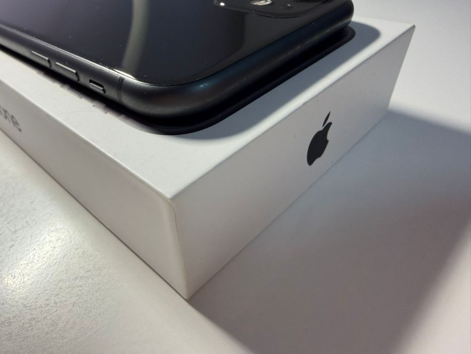 Iphone 11,128 g,