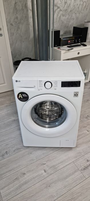 Пералня LG Slim F2WR509SWW 9кг