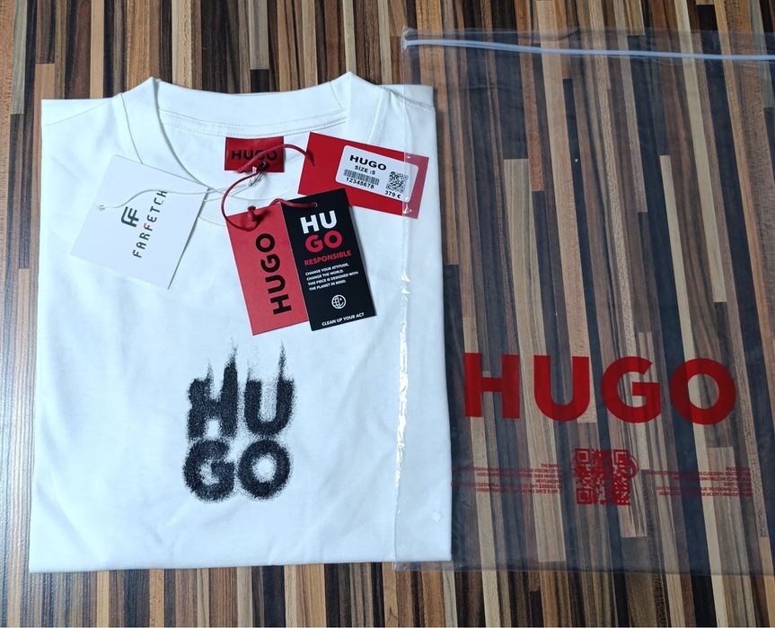 Vand tricou nou de barbati Hugo