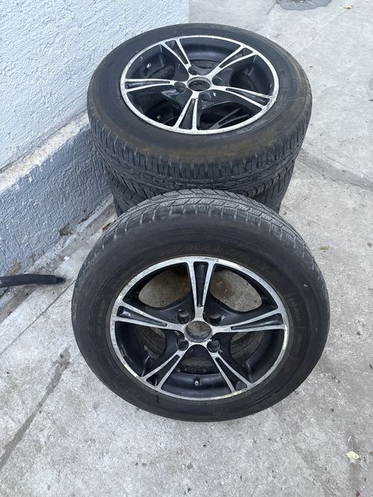 Комплект дисков с резиной.