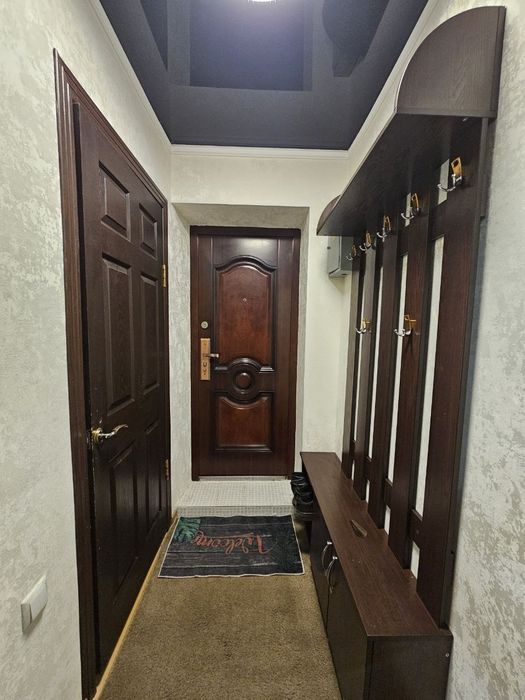 Вторичка 2/5/5 Кирпич Новомосковская 52м2 балкон 2х6