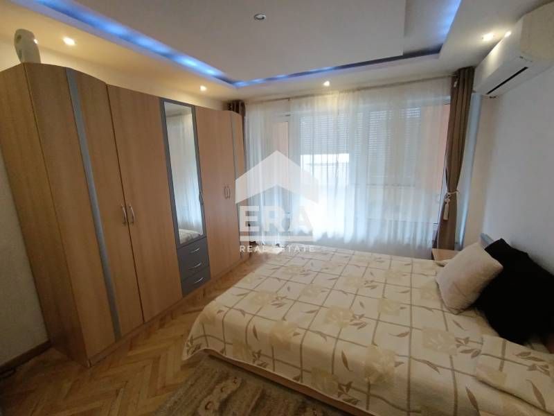 Продава се Двустаен апартамент в Варна, Младост 1 - 61 кв.м за 1338 €/кв.м - Снимка #4