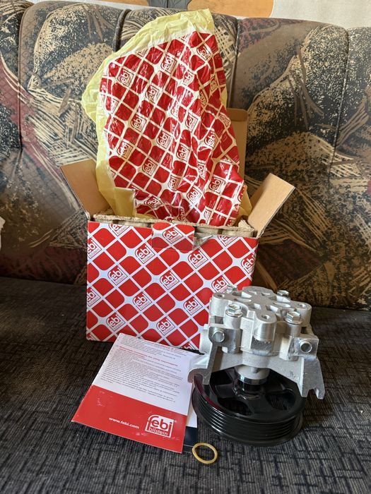 чисто нова Хидравлична помпа FEBI BILSTEIN