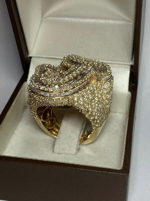 Inel aur cu diamante naturale