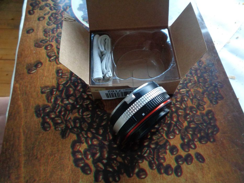 Продавам адаптор SONY A-mount към E-Mount