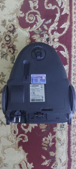 Пылесос --корпус