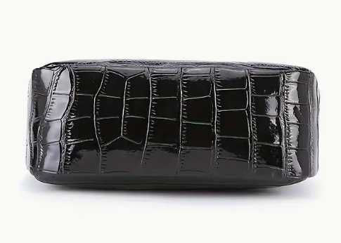 Сумочка лаковая, черная