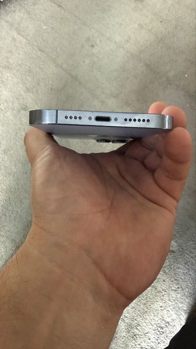 Iphone 13 pro max 256G karobka dak bor xamma joyi zo’r kamchiligi yoq