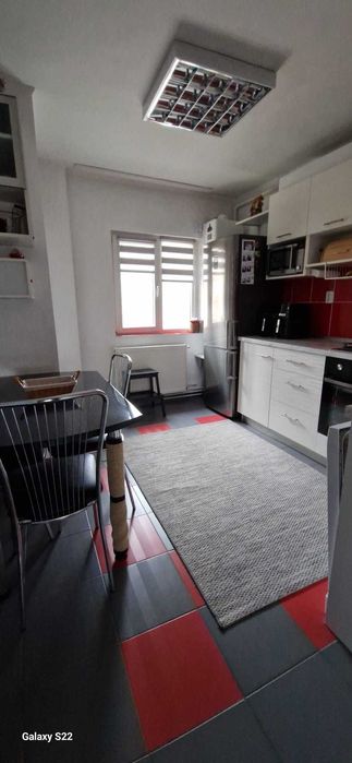Apartament 3 camere centru - Bragadiru