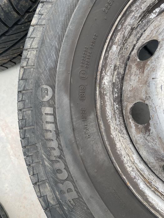 Гуми с джанти за ивеко 5х118 15 цола