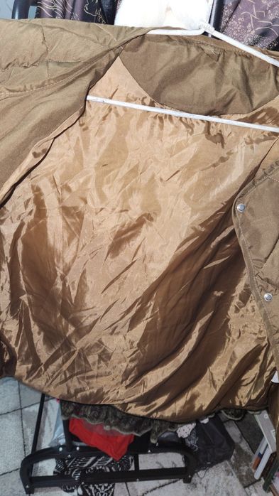 Короткая женская куртка