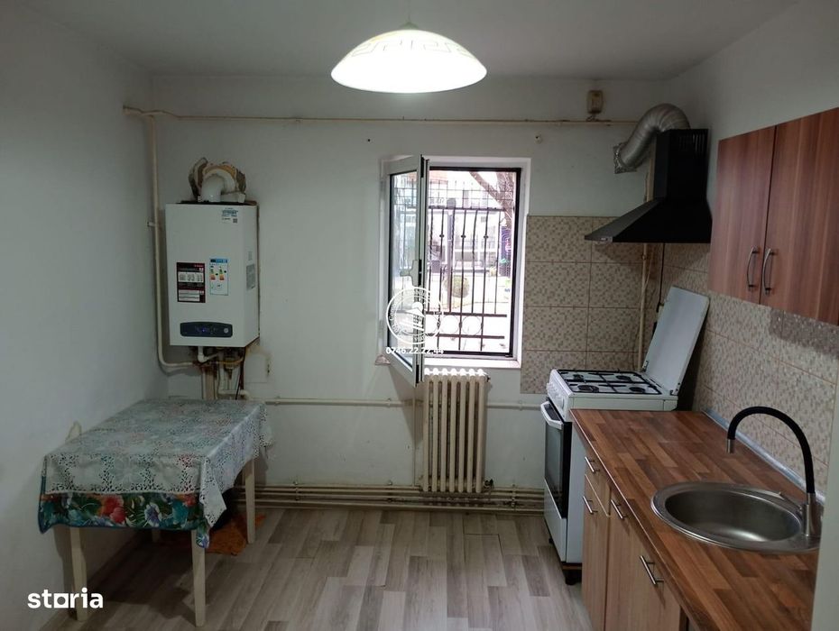 Apartament de vanzare 3 camere, Centru