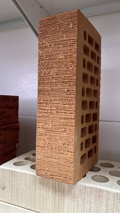 Кирпичи облицовочные