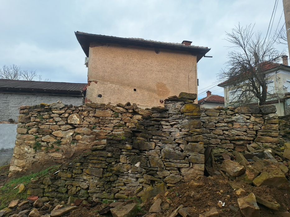 Дялан ломен камък продажба наведнъж 20-25 тона