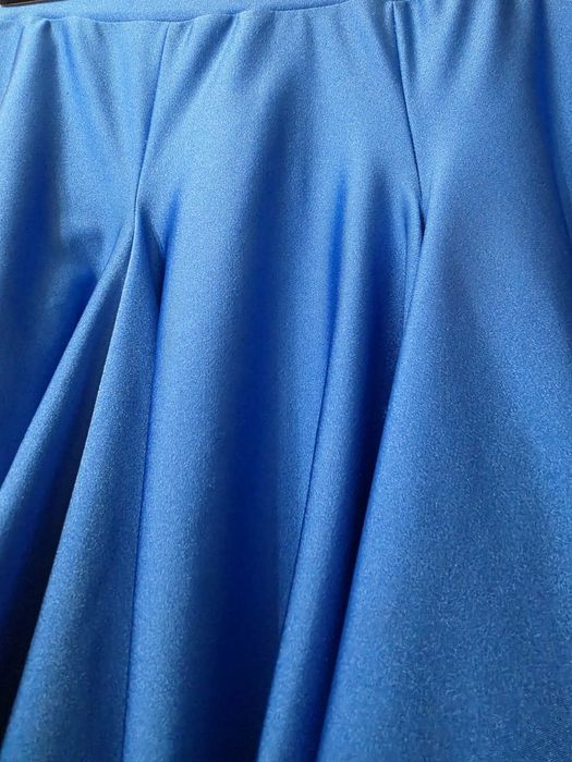 Costum dans sportiv Olga Design fete 8-10ani. Deosebit. Impecabil