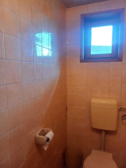 Етаж от къща, Сладкарски цех, Гараж, Партерна гарсониера