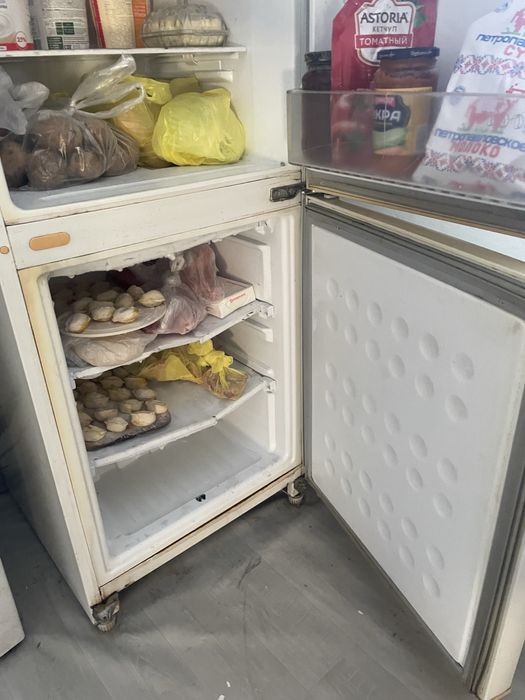 Продам холодильник в рабочем хорошем состоянии