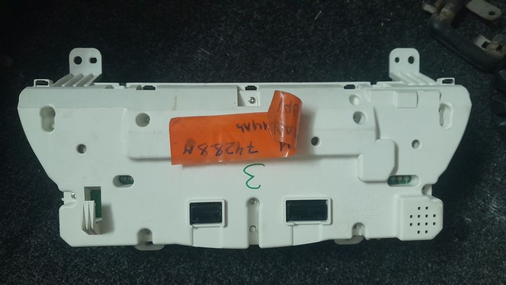 Спидометор камри 40 америка привозной