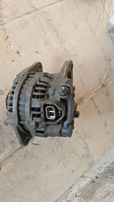 Мазда птичка 2000