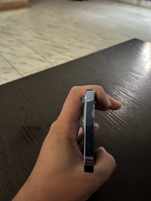 Iphon 13 pro 256 78