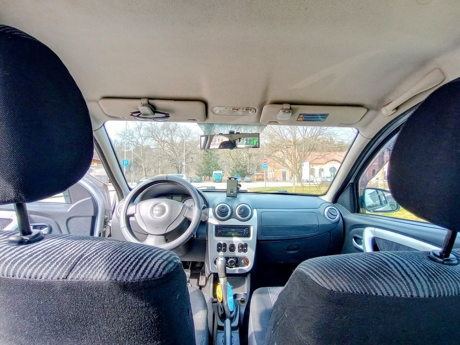 Продавам Дачия сандеро 1.4 MPI газ/бензин