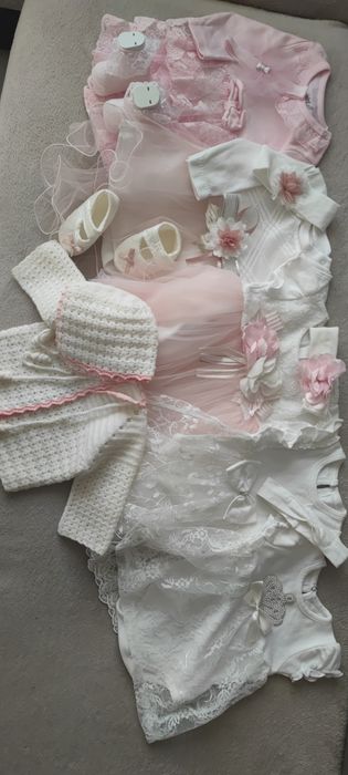 Бебешки рокли и дрехи