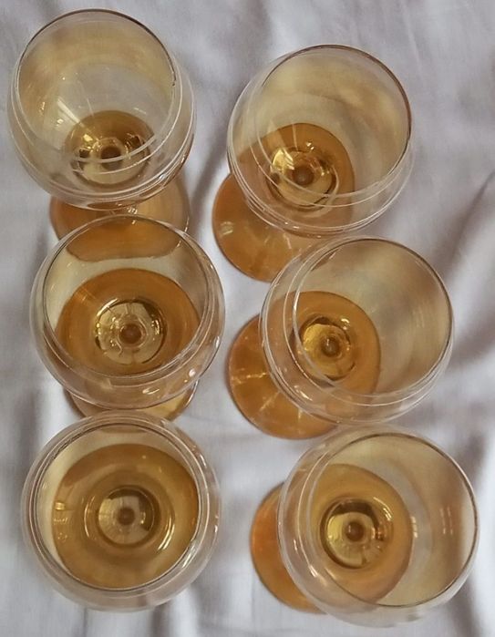 6 pahare sticla galbena
