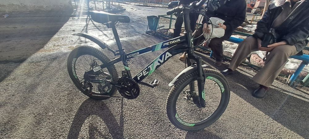 Продаётся детский велосипед Petava