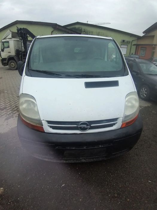 Dezmembram Opel Vivaro 1.9 DTI, din 2000, cod motor: F9Q 760, Alb