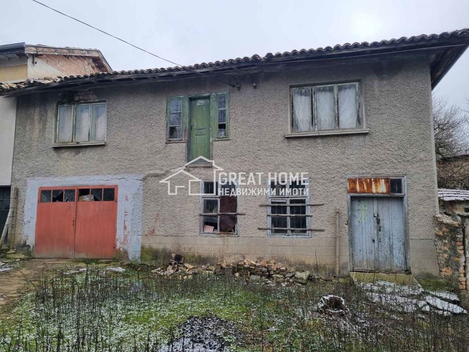 Продава се Къща в с. Макариополско, Област Търговище - 146 кв.м за 40 €/кв.м - Снимка #1