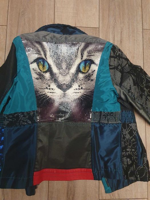 Куртка. Размер 46-48. Брендовая