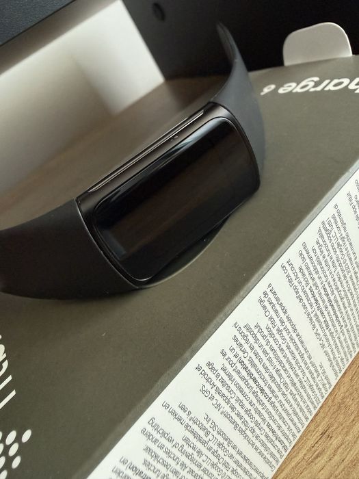 Fitbit Charge 6 – ca nou, purtat de câteva ori | GPS, ECG, AMOLED
