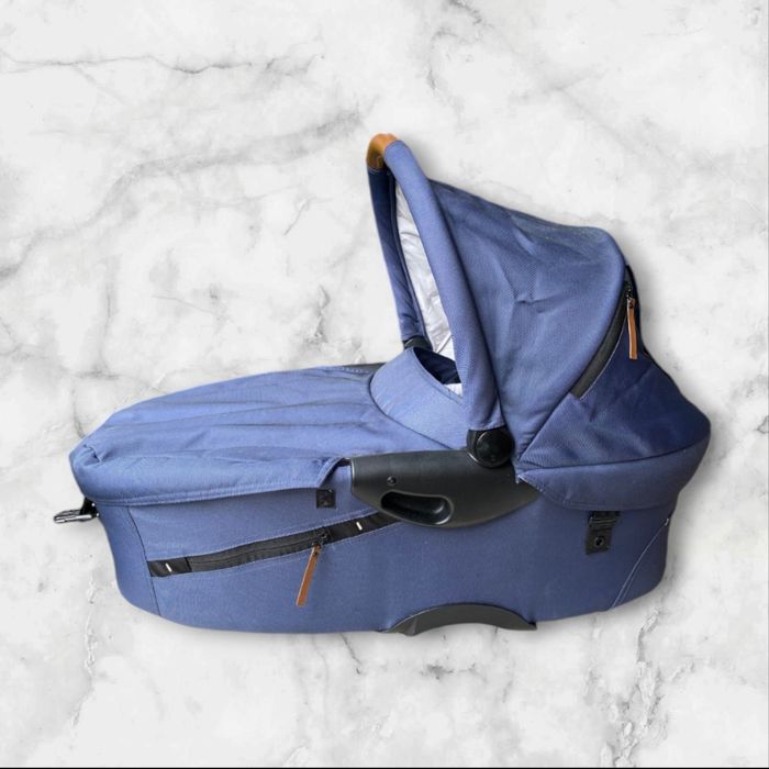 Детска количка на Мицу