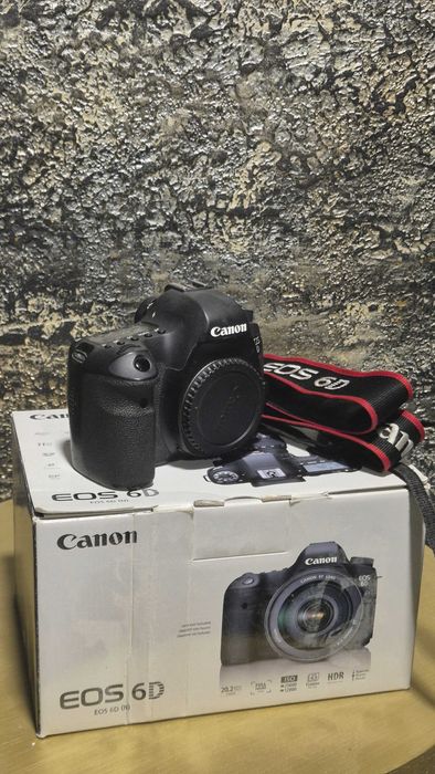 Canon EOS 6D Mark I Full-Frame + battery grip PIXEL + 2 acumulatori