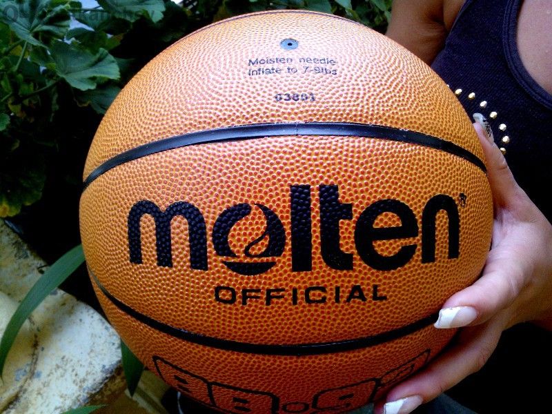 *молтен* - баскетболна топка
