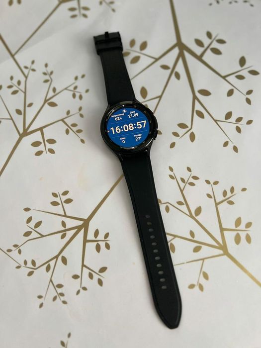 Смарт часы Samsung Galaxy Watch