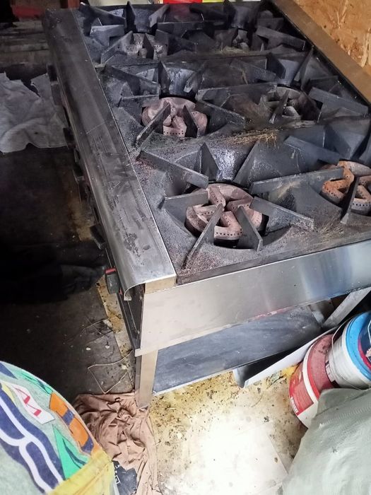 Продам 6 камфорочную плиту