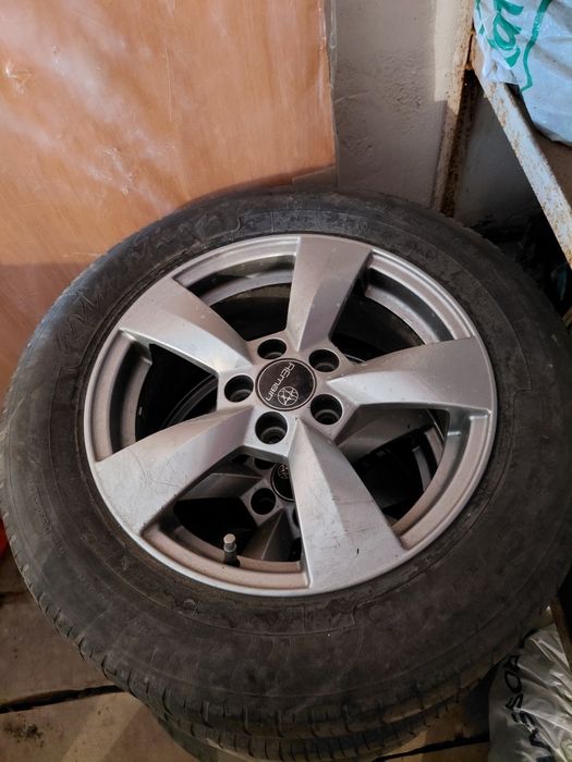 Продам резину 15. 16