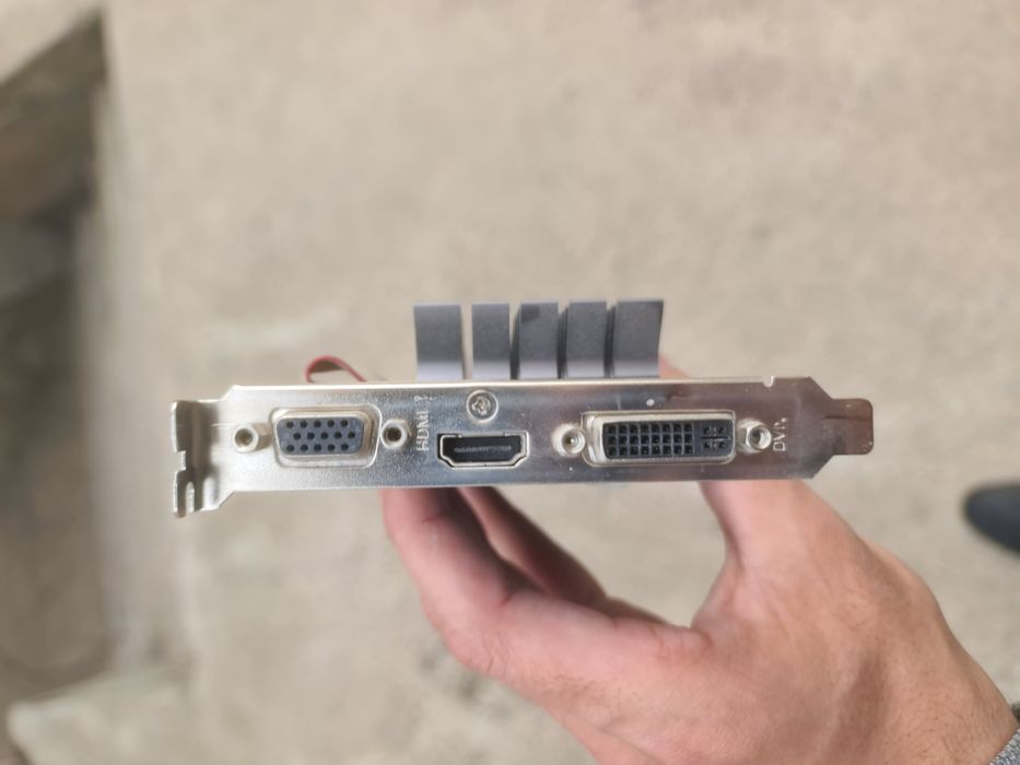 GT 610, GT 210 SSD 120gb