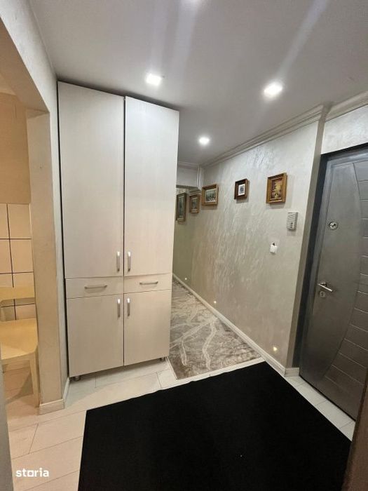 Apartament 3 camere, 80 mp, etaj 3 ,Radauti