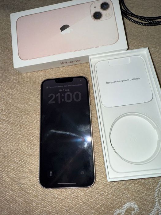 Продам iPhone 13, в хорошем состоянии